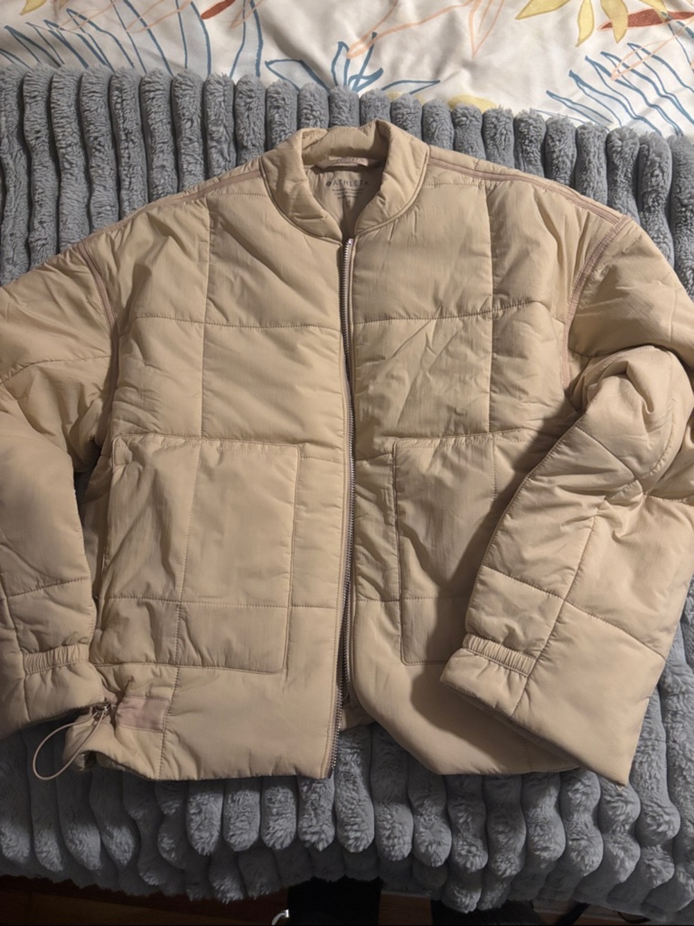 Athleta Puffer Jacket in Beige